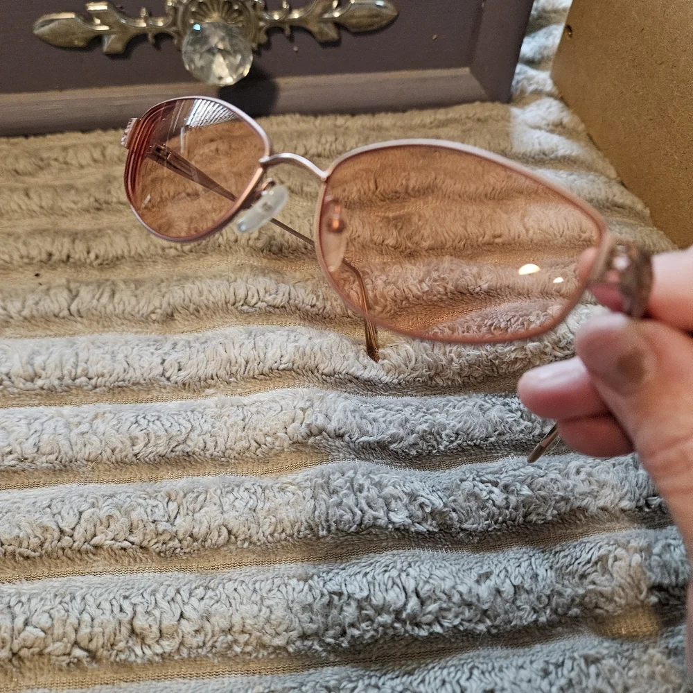 SALE ** Elegant Prescription Rose Gold-Toned Women's Sunglasses